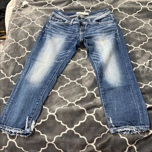 BKE Straight Leg Jeans in Distressed Blue